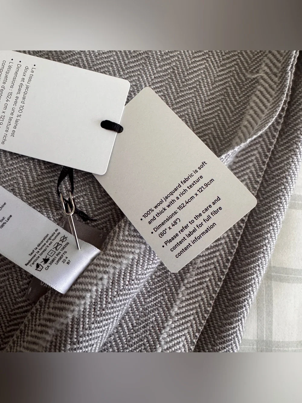 🆕🩶 Lululemon Wool Blanket Scarf - Gull Grey White Opal